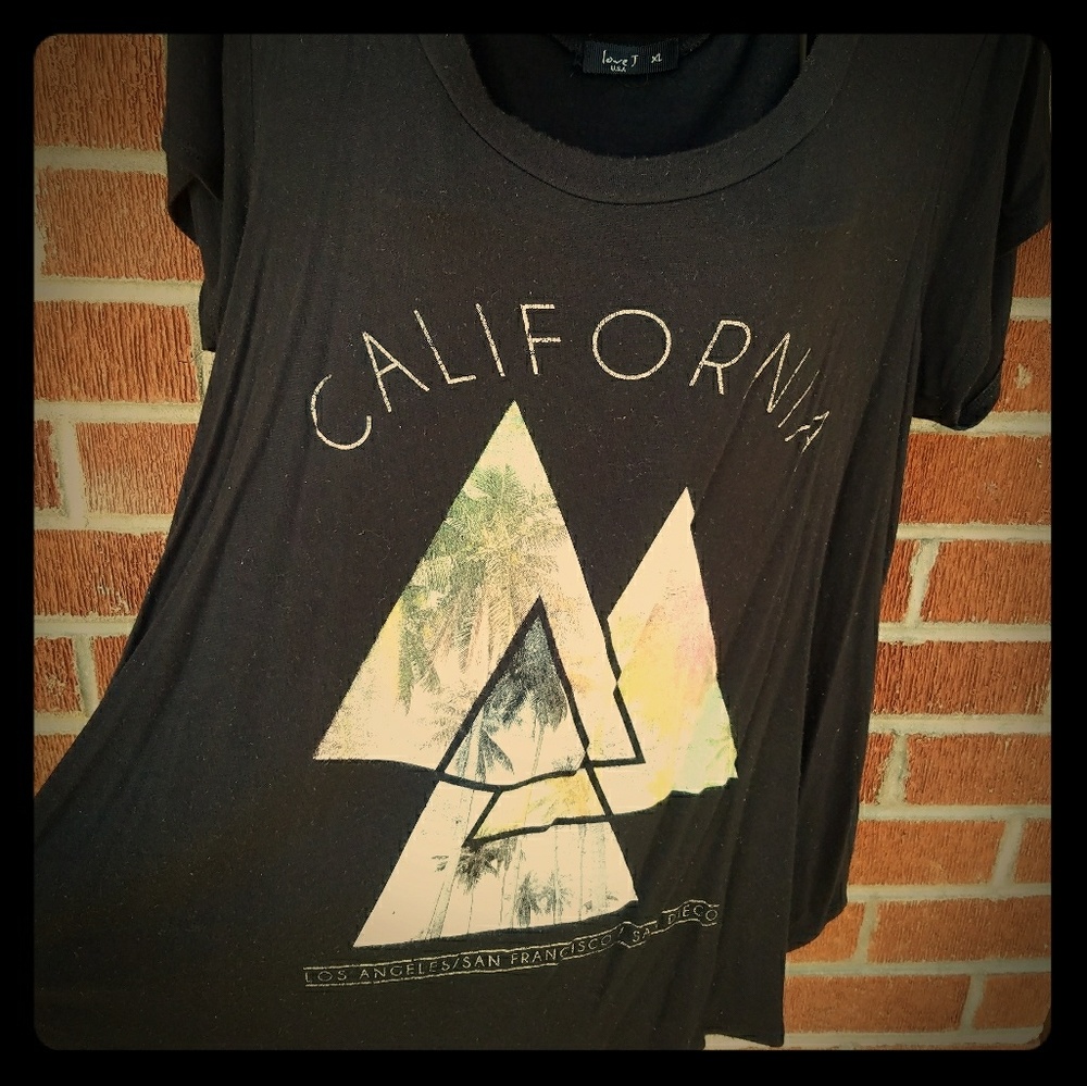 Love J flowy graphic T